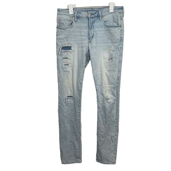 American Eagle 34x34 Light Wash Distressed Jeans - Picture 1 of 6